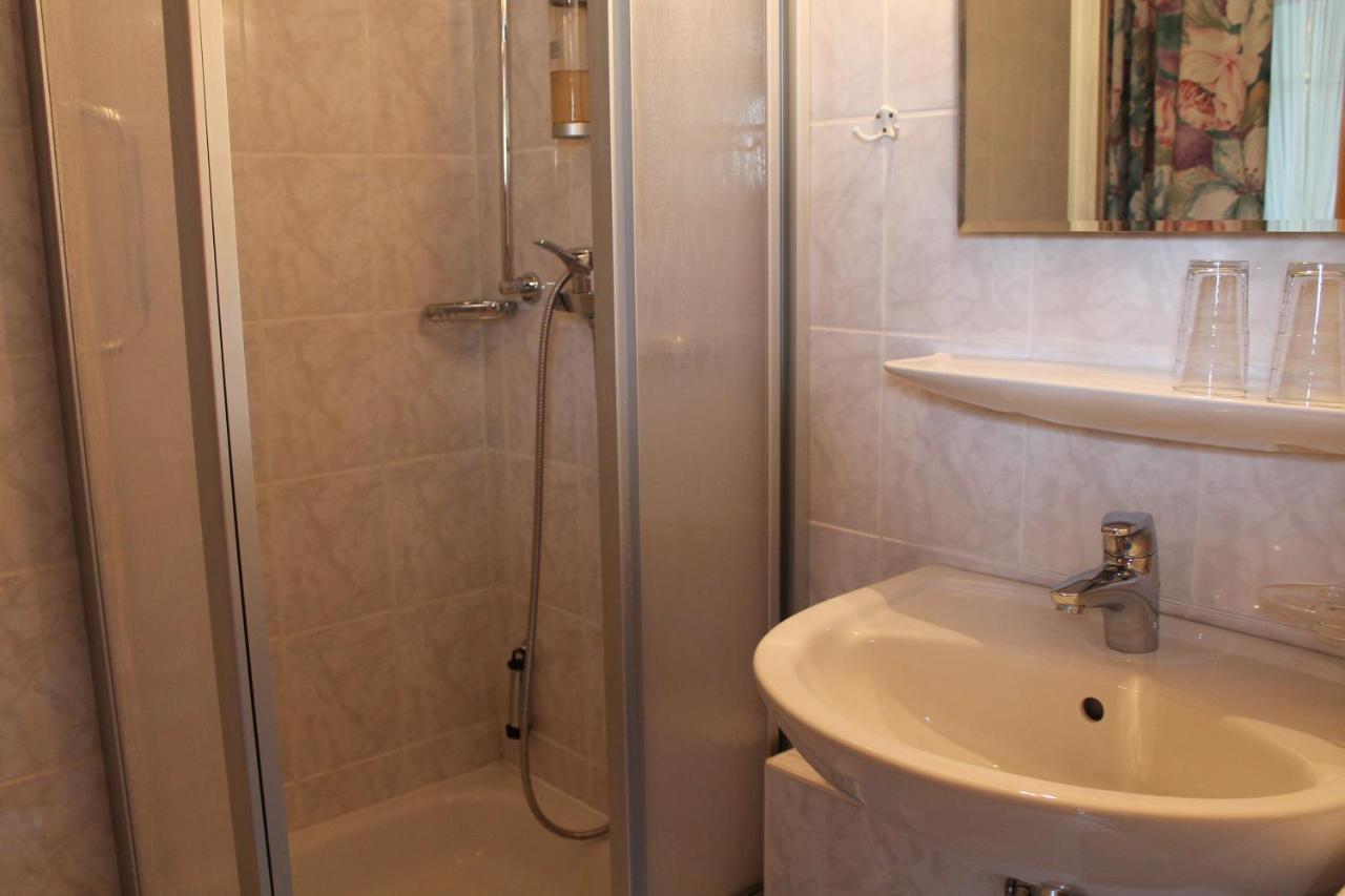 Hotel Garni Vogelsang Bad Füssing Chambre photo