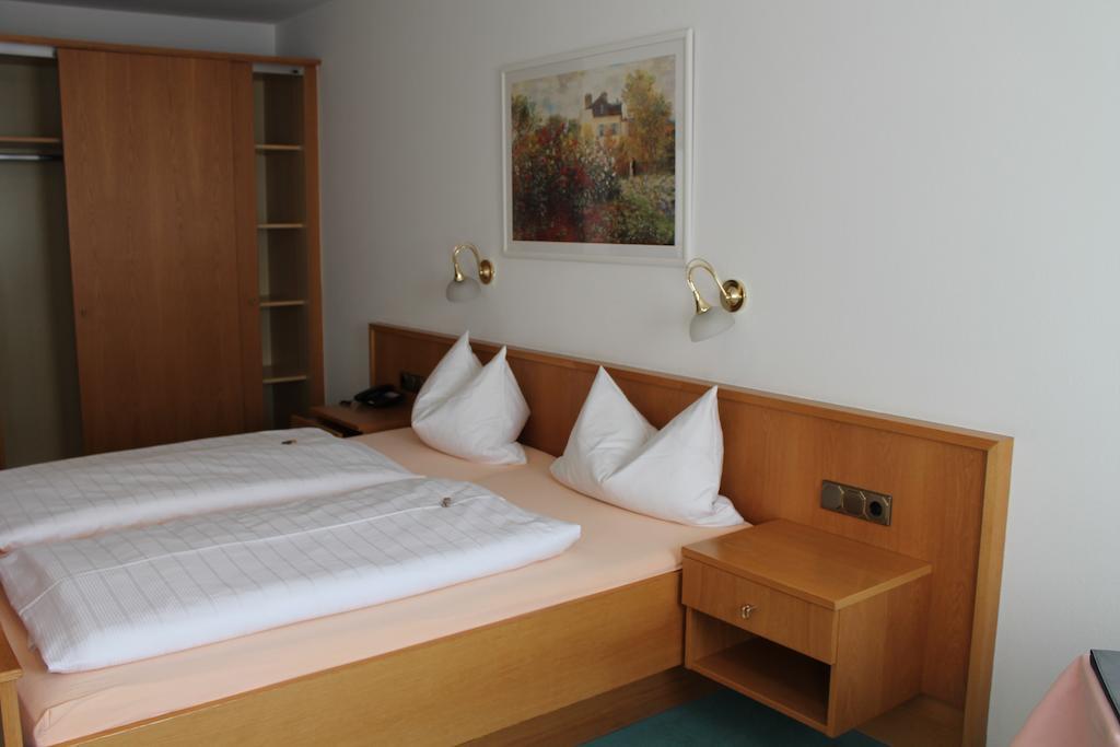 Hotel Garni Vogelsang Bad Füssing Chambre photo