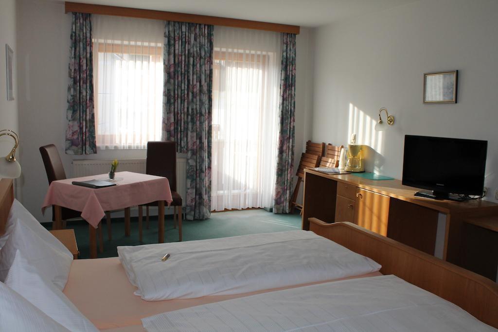Hotel Garni Vogelsang Bad Füssing Extérieur photo
