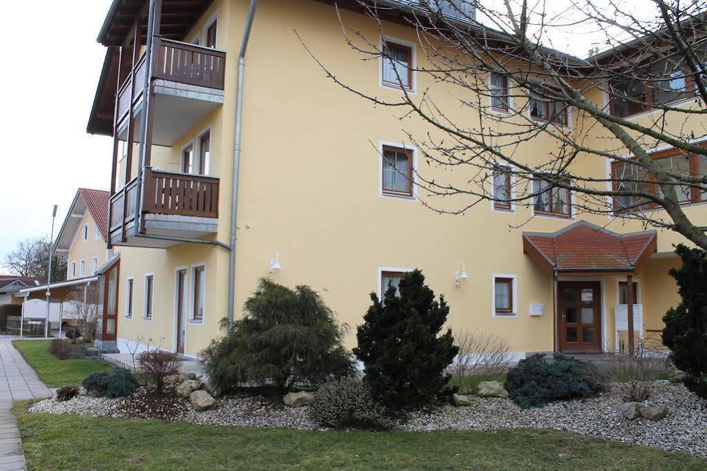 Hotel Garni Vogelsang Bad Füssing Extérieur photo